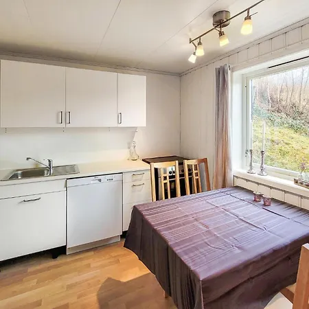 Apartment Cozy In With Kitchen
